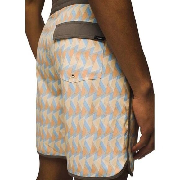 PrAna Swim Mens 33 Aura Glow Retro Geo Swim Boardshorts NWT - Picture 2 of 3